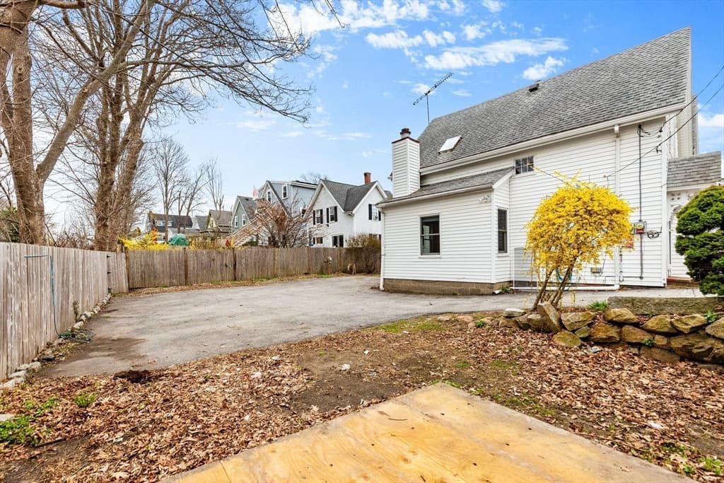 105 Centennial Ave, Gloucester MA 01930 photo 30