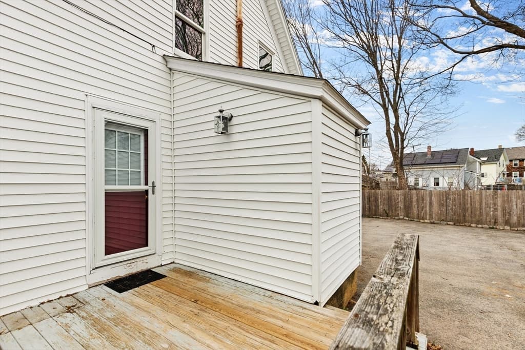 105 Centennial Ave, Gloucester MA 01930 photo 31