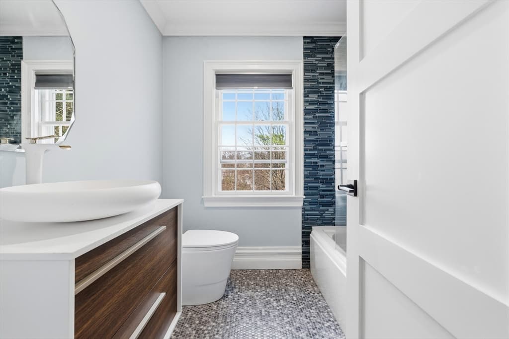 90 Countryside Ln, Milton MA 02186 photo 16