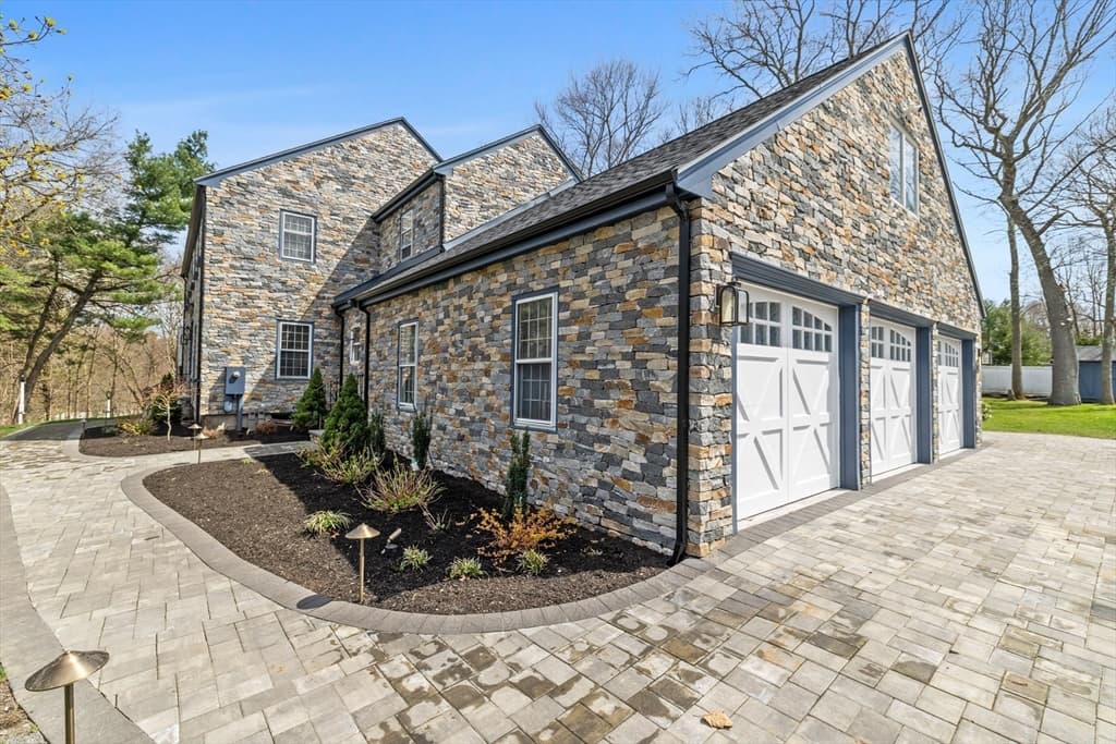 90 Countryside Ln, Milton MA 02186 photo 35
