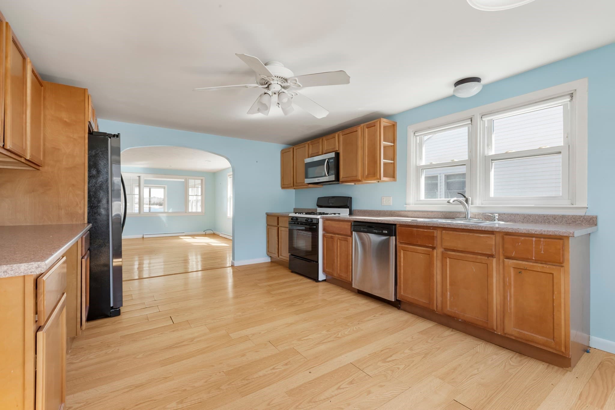 Single Family Residence at 21 River Rd, Marion MA 02738, Marion, photo 5 of 29