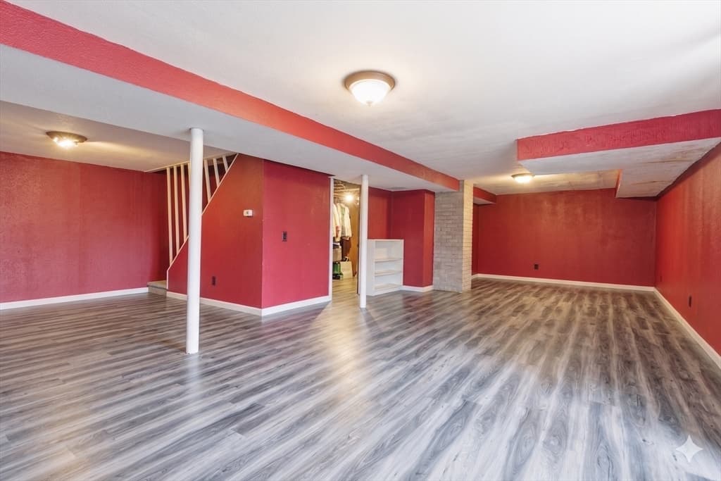 Single Family Residence at 407 Mower Street, Worcester MA 01602, photo 16 of 20