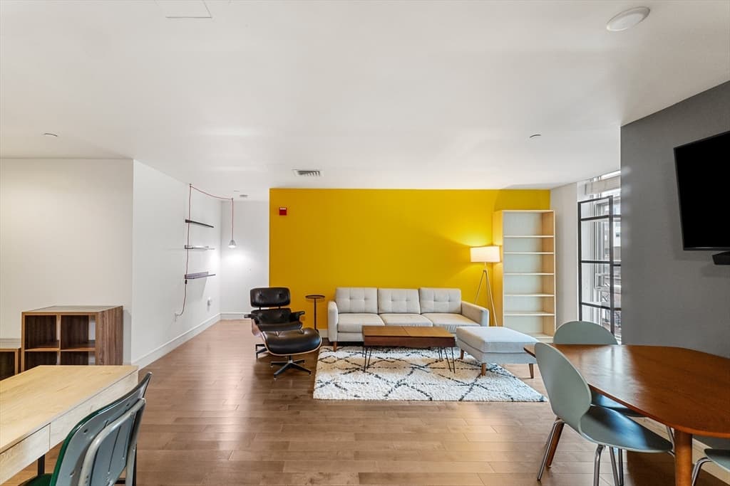 Condominium at 700 Harrison Ave # 516, Boston MA 02118, photo 7 of 12