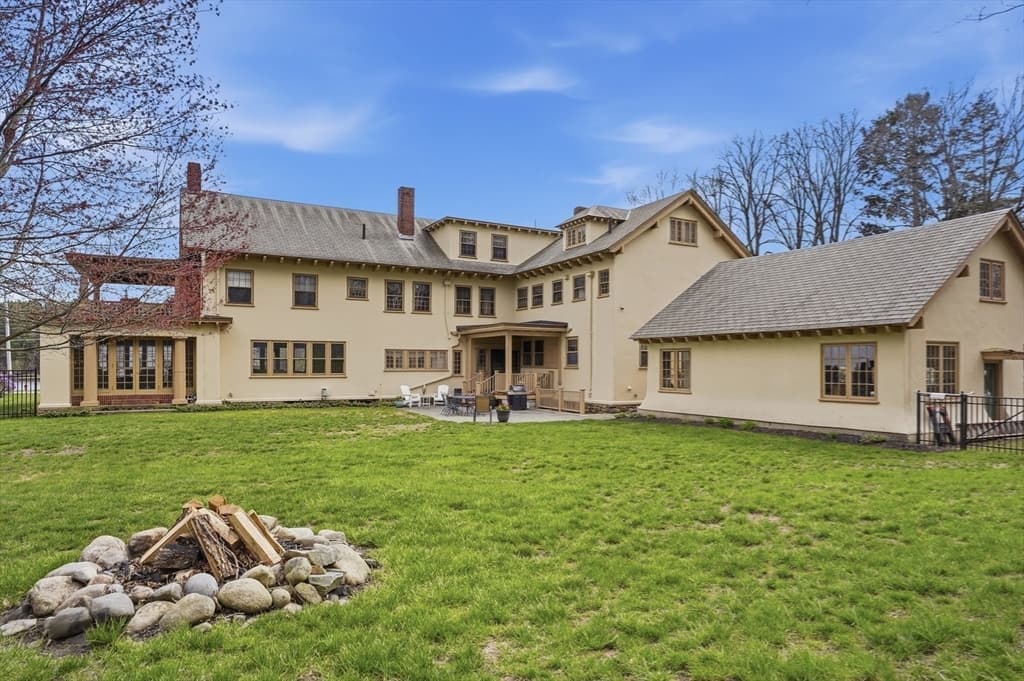 Single Family Residence at 372 Main St, Amesbury MA 01913, Amesbury, photo 37 of 42