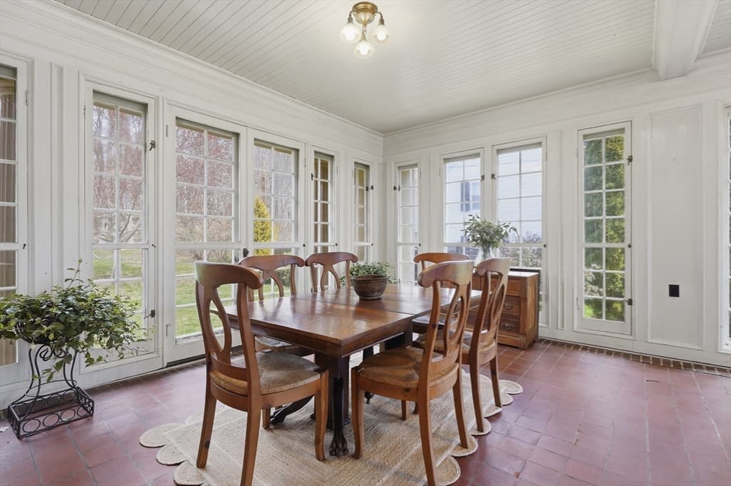 Single Family Residence at 372 Main St, Amesbury MA 01913, Amesbury, photo 11 of 42