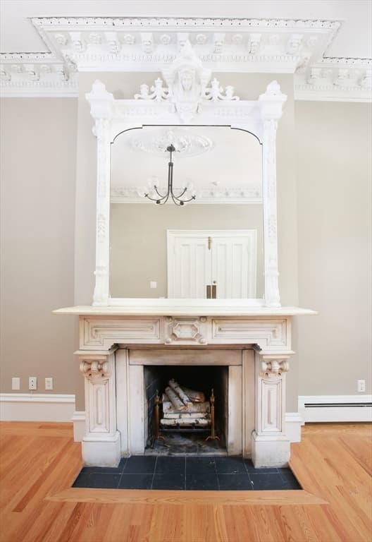 Condominium at 12 Claremont Park # 3, Boston MA 02118, photo 3 of 10