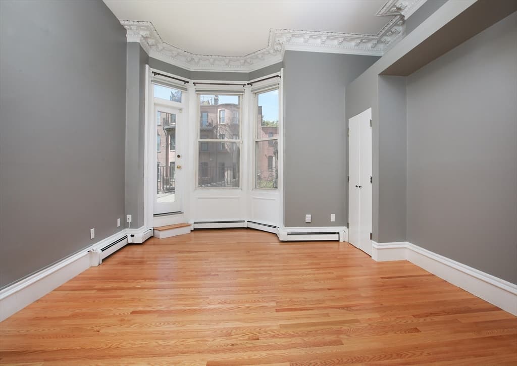 Condominium at 12 Claremont Park # 3, Boston MA 02118, photo 5 of 10