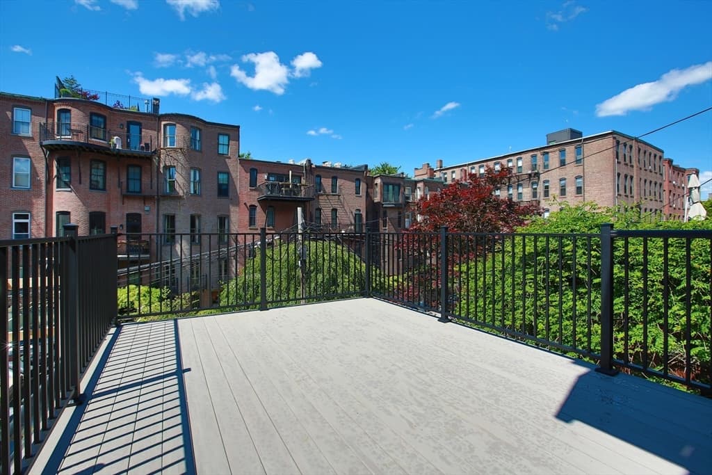 Condominium at 12 Claremont Park # 3, Boston MA 02118, photo 8 of 10