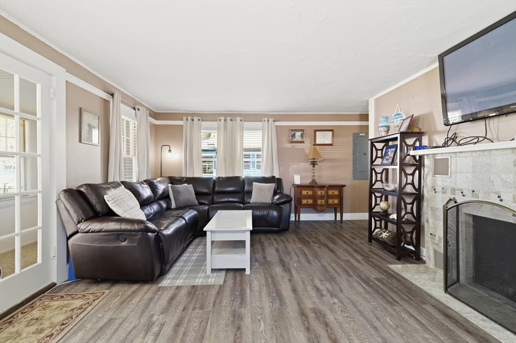 6 Birch St, Wareham MA 02571 photo 8