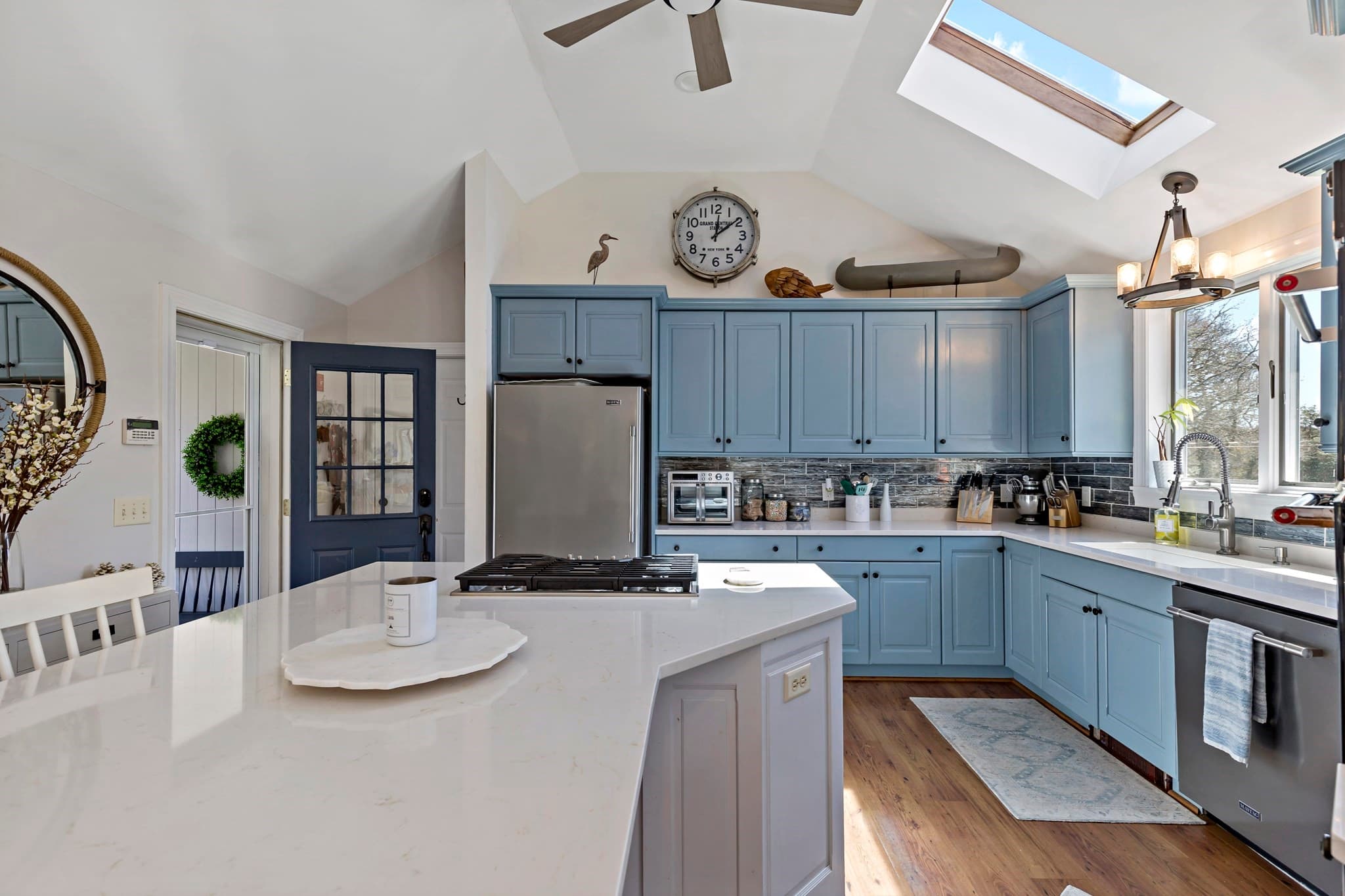 Single Family Residence at 6 Scottsdale Rd, Barnstable MA 02632, photo 13 of 39