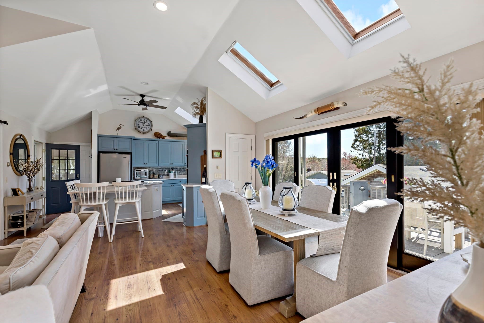 Single Family Residence at 6 Scottsdale Rd, Barnstable MA 02632, photo 18 of 39