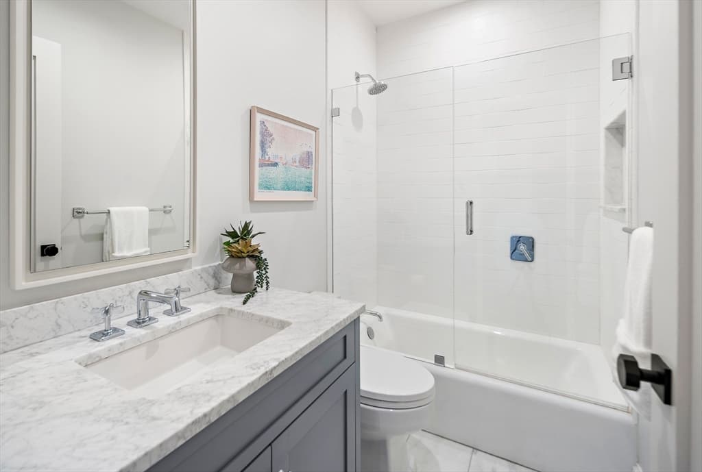 Condominium at 6 Union Park # 3, Boston MA 02118, photo 16 of 22