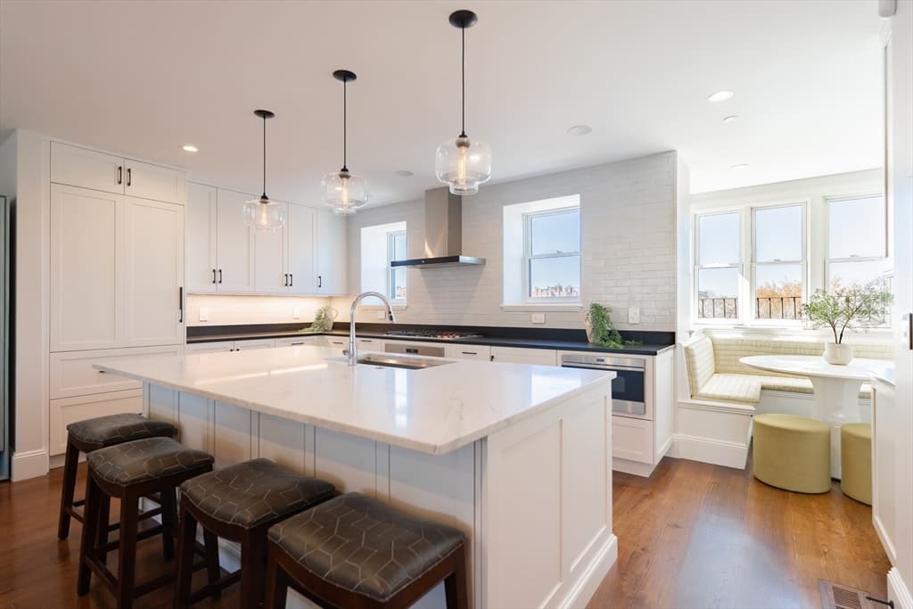 Condominium at 6 Union Park # 3, Boston MA 02118, photo 5 of 22