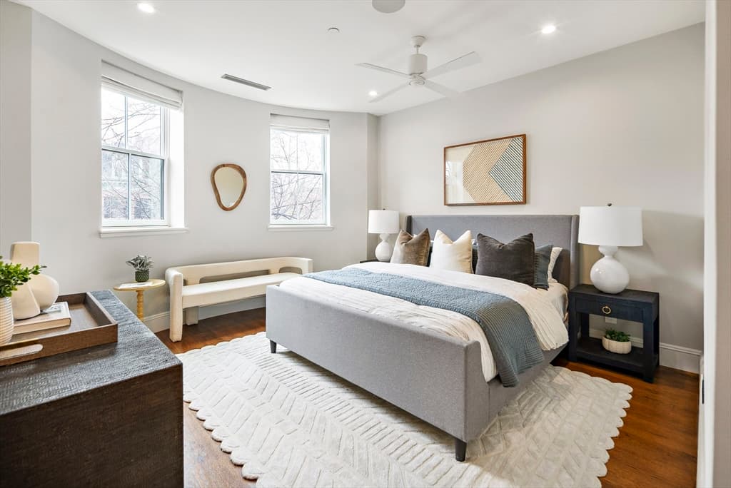 Condominium at 6 Union Park # 3, Boston MA 02118, photo 9 of 22