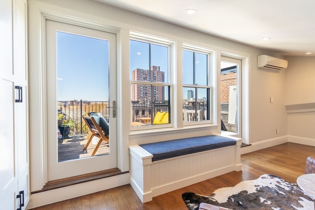 Condominium at 6 Union Park # 3, Boston MA 02118, photo 18 of 22