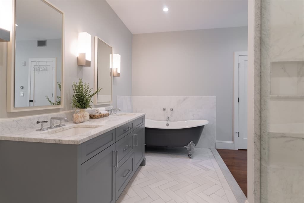 Condominium at 6 Union Park # 3, Boston MA 02118, photo 11 of 22
