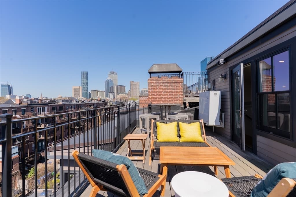 Condominium at 6 Union Park # 3, Boston MA 02118, photo 19 of 22