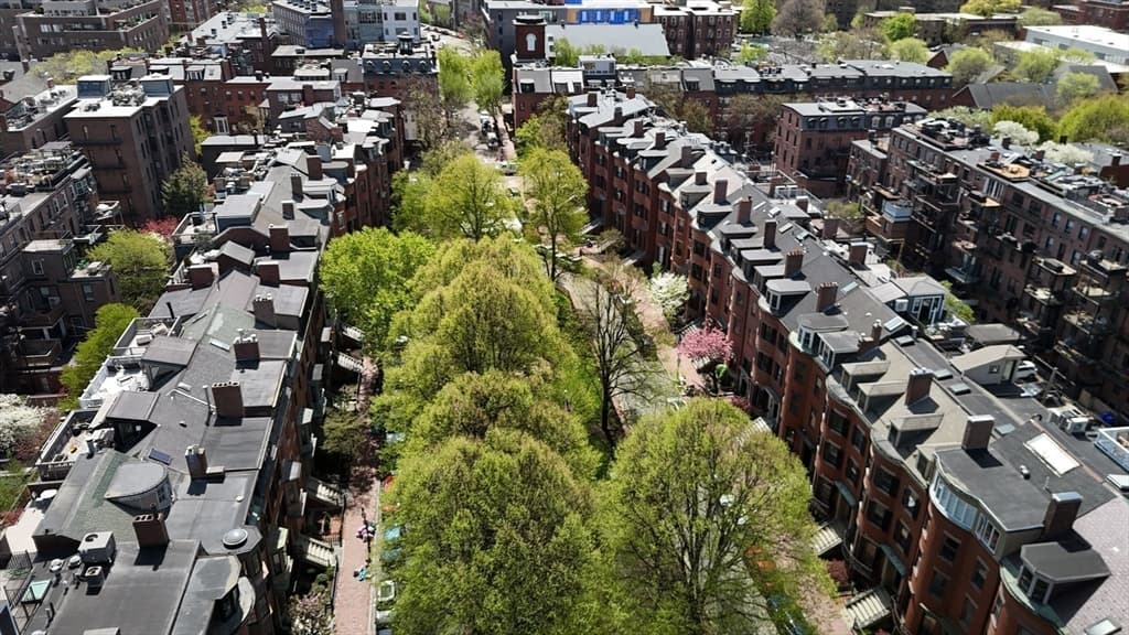 Condominium at 6 Union Park # 3, Boston MA 02118, photo 21 of 22