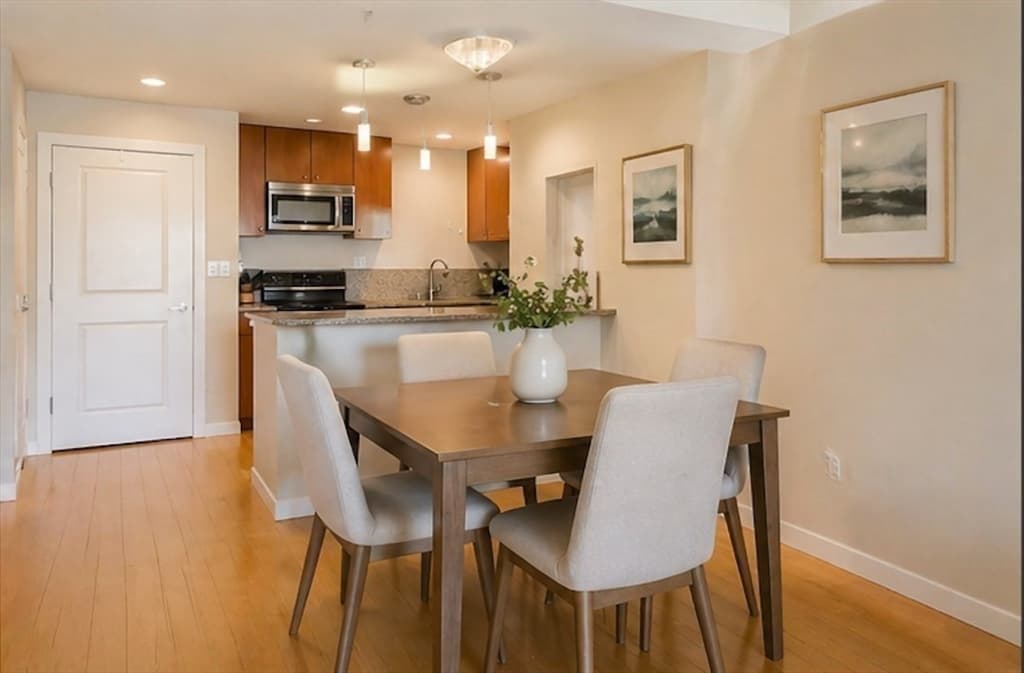 Condominium at 16 Miner Street # 501, Boston MA 02215, photo 6 of 21