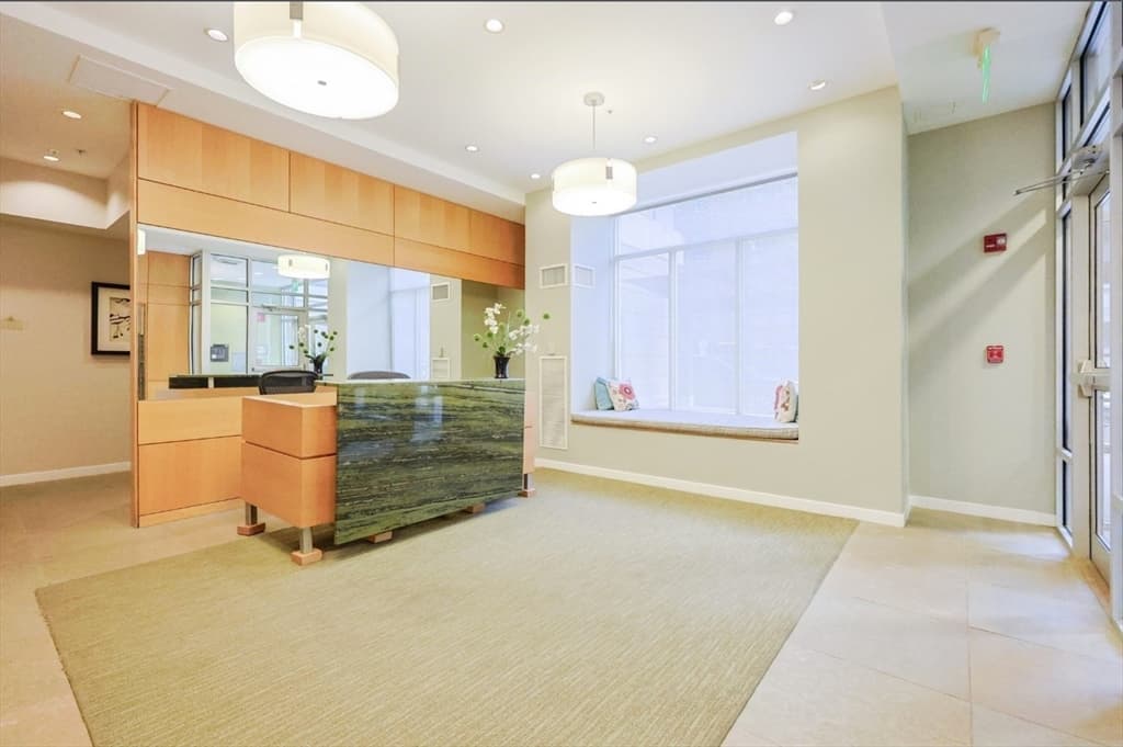 Condominium at 16 Miner Street # 501, Boston MA 02215, photo 17 of 21