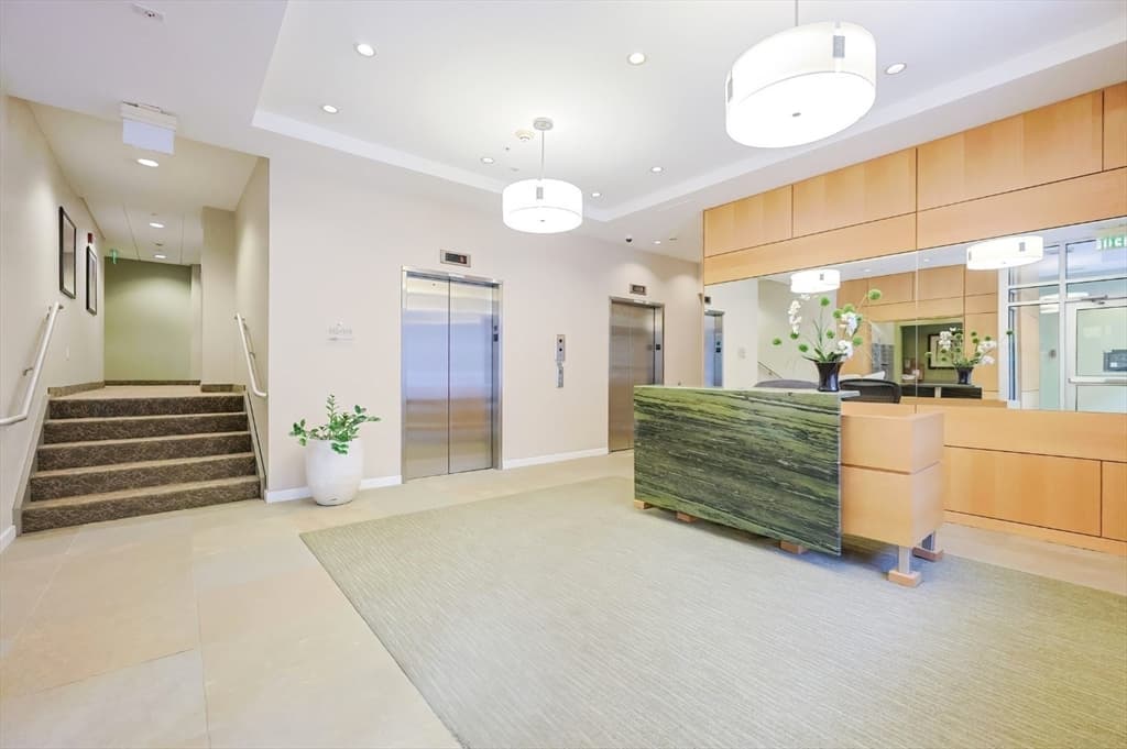 Condominium at 16 Miner Street # 501, Boston MA 02215, photo 16 of 21