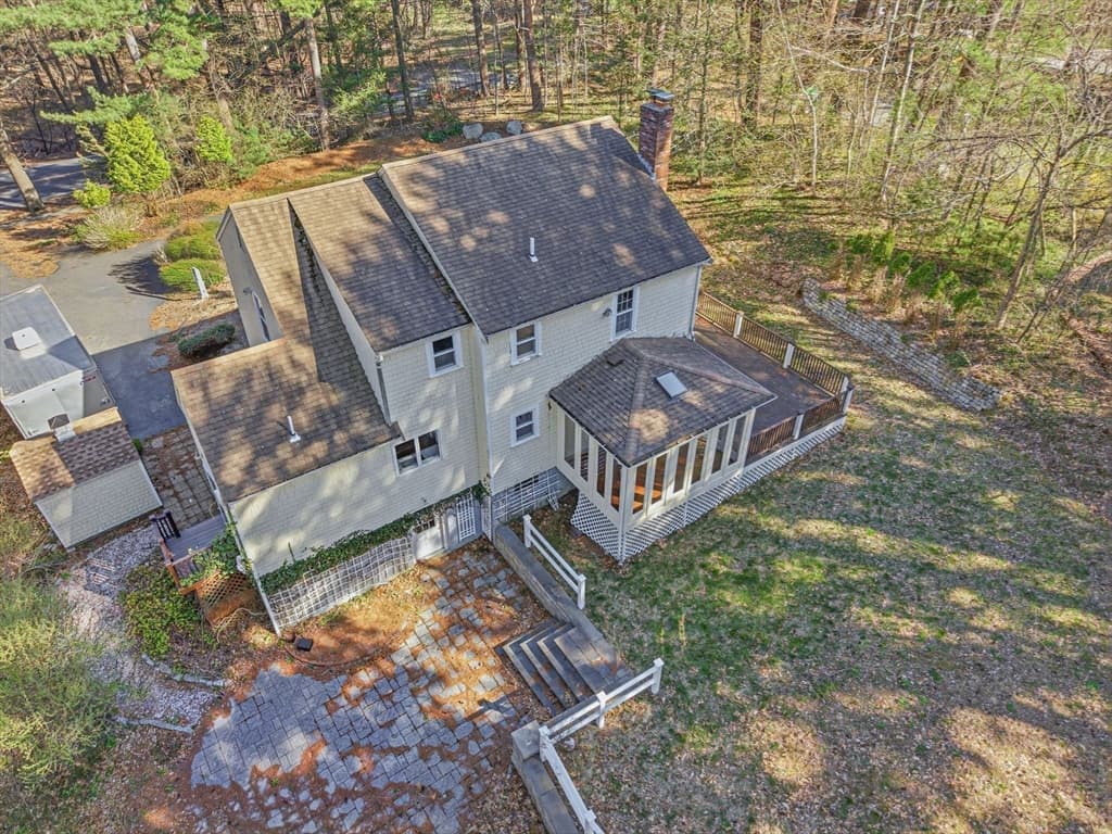 Single Family Residence at 443 Cushing St, Hingham MA 02043, photo 6 of 42