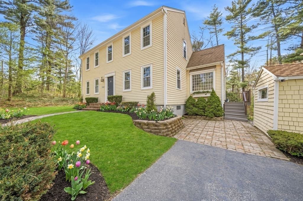 Single Family Residence at 443 Cushing St, Hingham MA 02043, photo 5 of 42