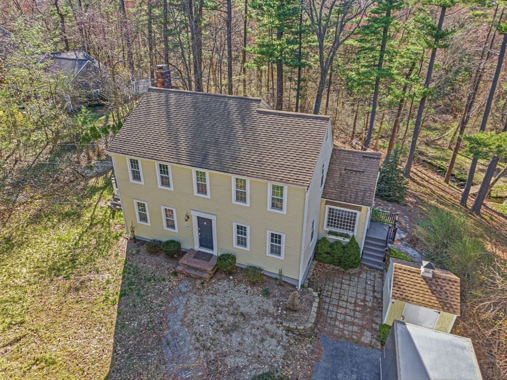 Single Family Residence at 443 Cushing St, Hingham MA 02043, photo 9 of 42