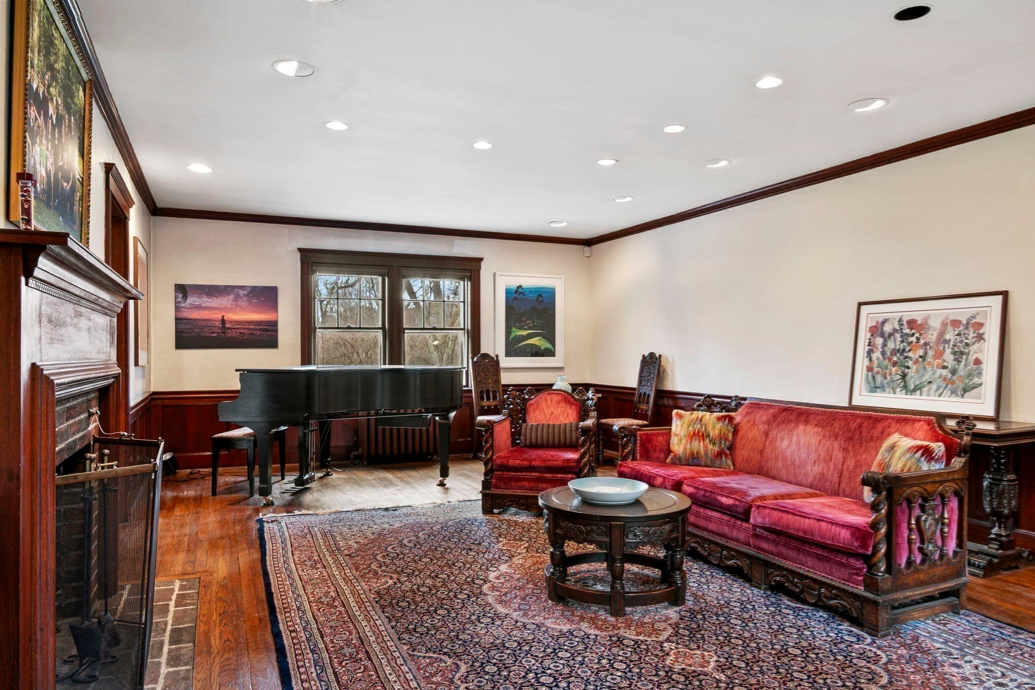 Single Family Residence at 24 Radcliff Rd, Newton MA 02468, Newton, photo 4 of 42