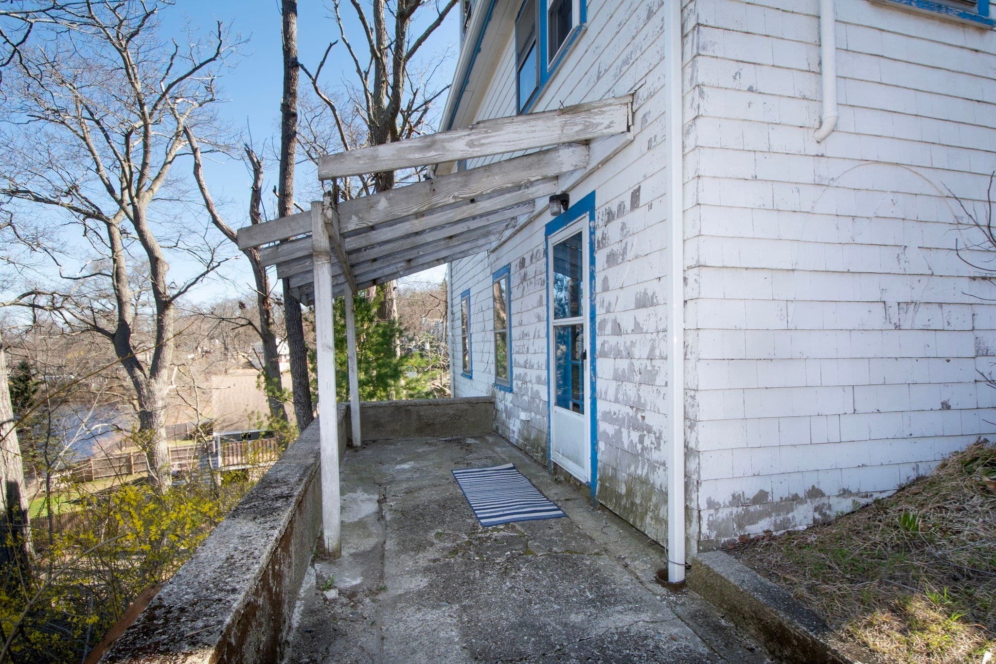Single Family Residence at 86 Westminster Rd, Weymouth MA 02189, photo 4 of 19