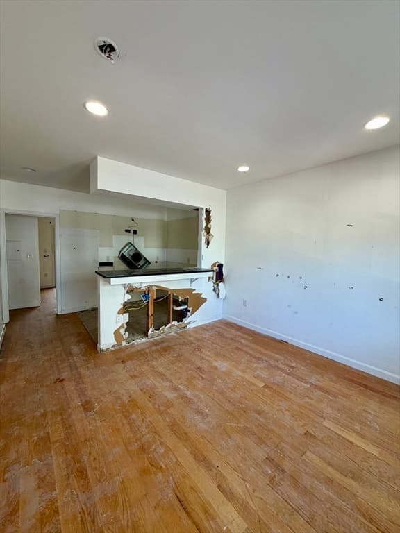 5-9 Family at 8-12 Leeds St, Boston MA 02127, Boston, photo 11 of 13