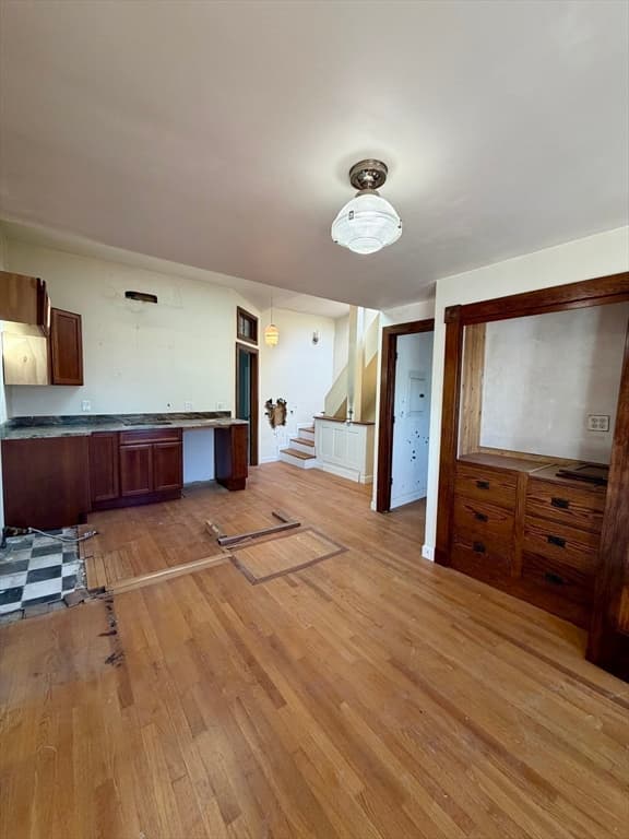 3 Family at 8 Leeds St, Boston MA 02127, Boston, photo 13 of 17