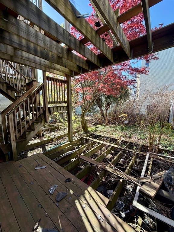 3 Family at 8 Leeds St, Boston MA 02127, Boston, photo 7 of 17
