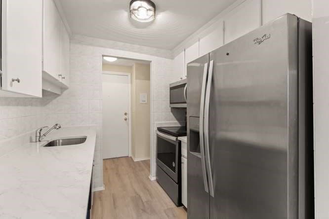Condominium at 96 Main St # E6, Foxboro MA 02035, photo 4 of 18