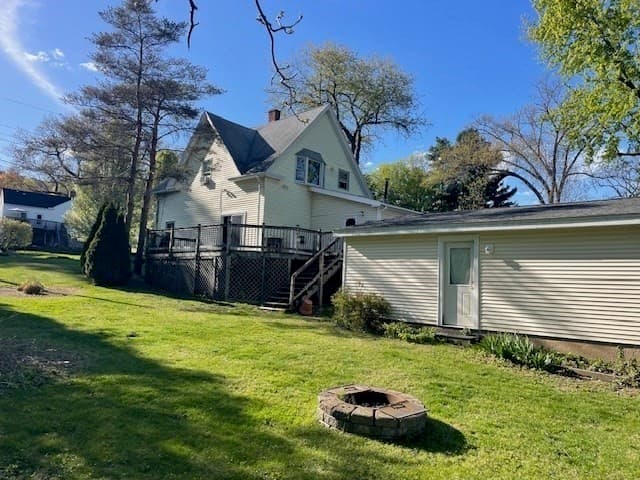 2 Oscar St, Holyoke MA 01040 photo 6