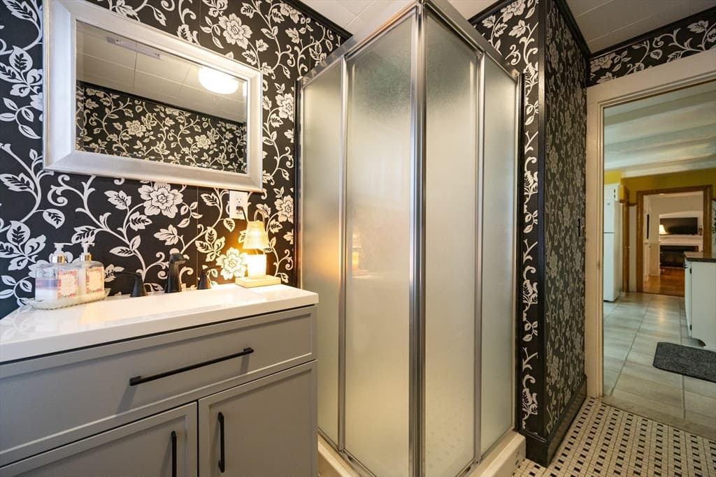 Single Family Residence at 2043 Wellington Street, Dighton MA 02715, photo 11 of 38