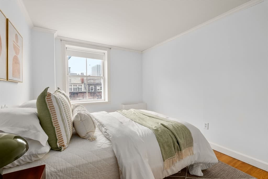 Condominium at 17 Bowdoin Street, Boston MA 02114, photo 22 of 29