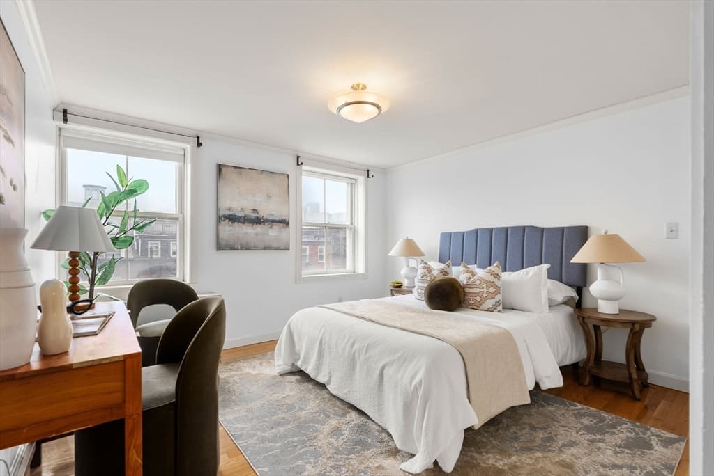 Condominium at 17 Bowdoin Street, Boston MA 02114, photo 18 of 29