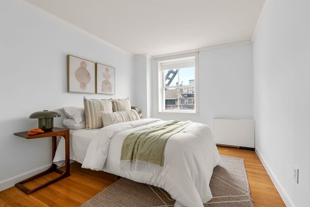Condominium at 17 Bowdoin Street, Boston MA 02114, photo 21 of 29