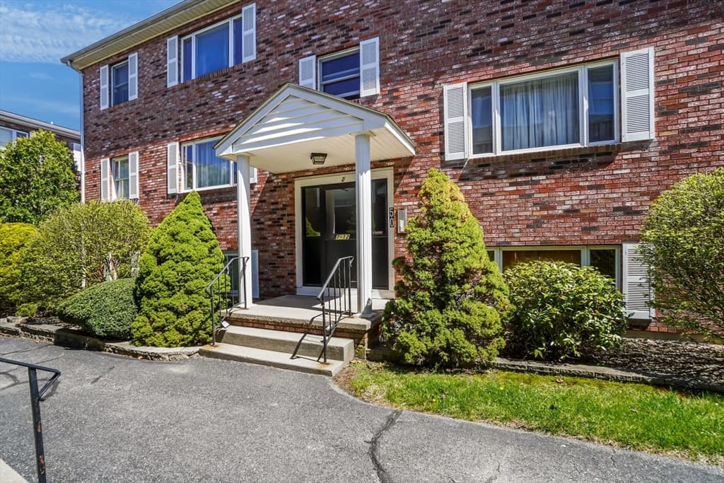 Condominium at 50 Clark St # 11, Fall River MA 02720, photo 36 of 37