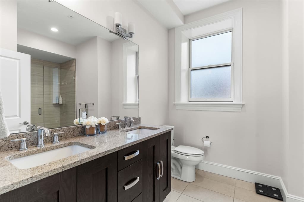 1471 Beacon St, Brookline MA 02446 photo 20