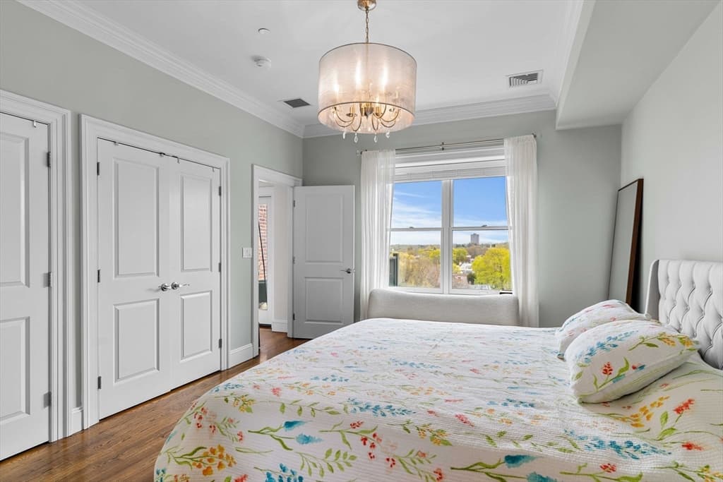 1471 Beacon St, Brookline MA 02446 photo 18