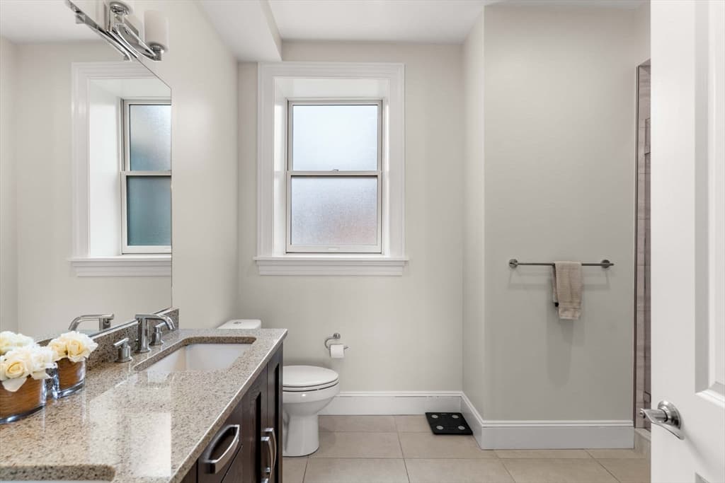 1471 Beacon St, Brookline MA 02446 photo 21
