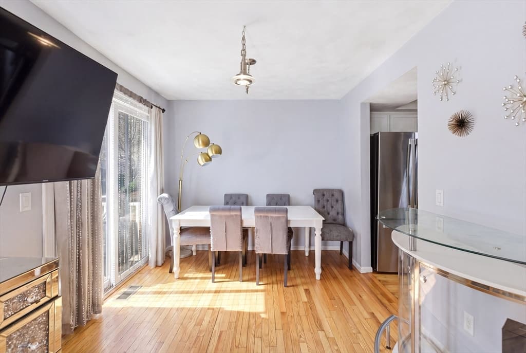 112 Lowell St # 11, Peabody MA 01960 photo 5