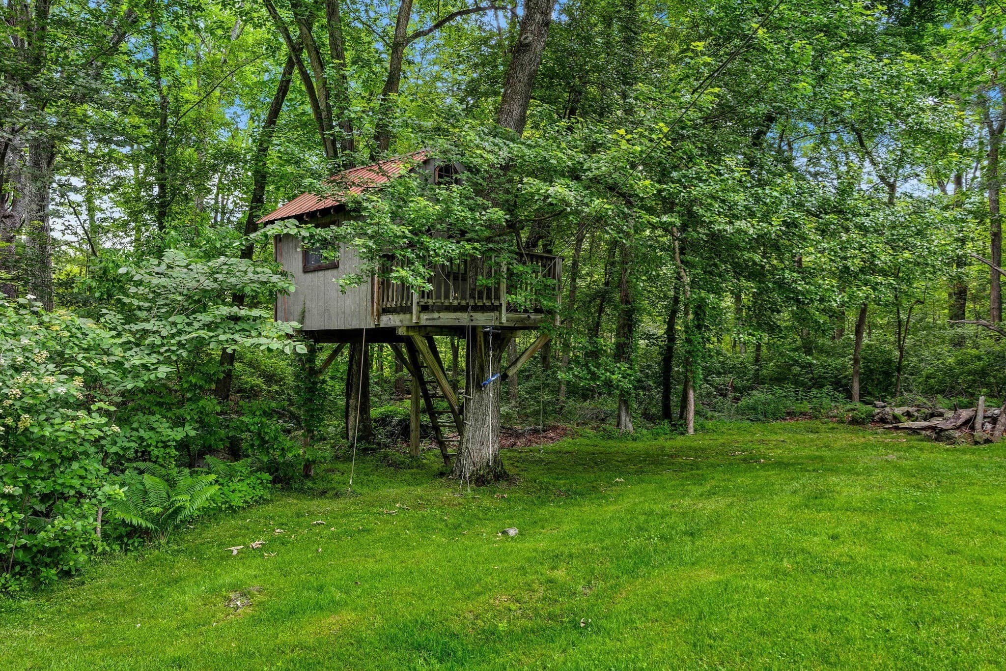 Single Family Residence at 3 Buchan Road, Andover MA 01810, photo 9 of 38