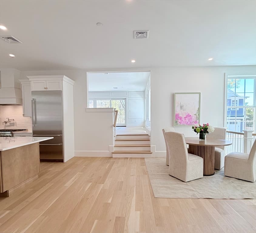 Condominium at 64 Pleasant Street # A, Marblehead MA 01945, Marblehead, photo 7 of 26