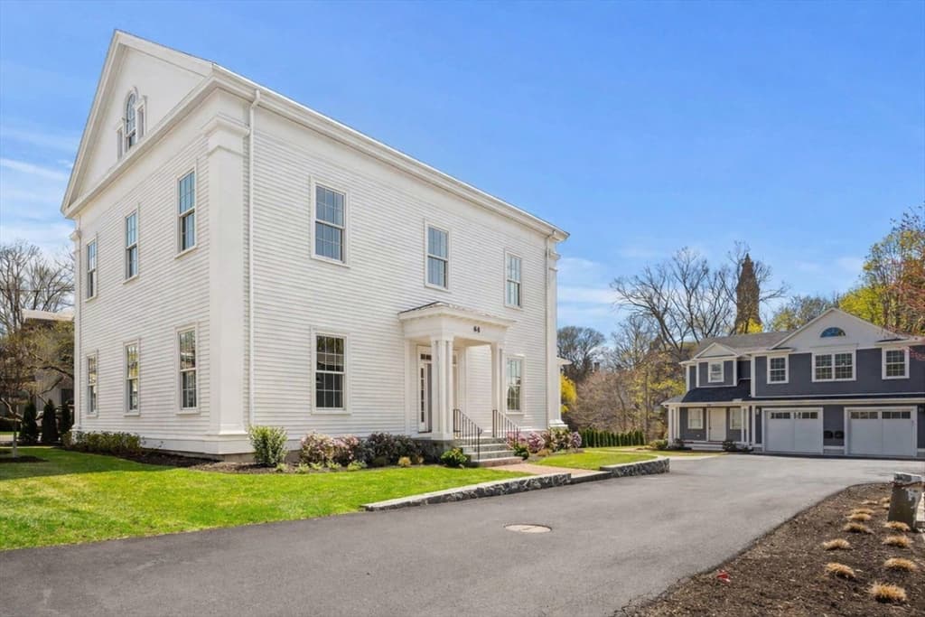 64 Pleasant Street # A, Marblehead MA 01945