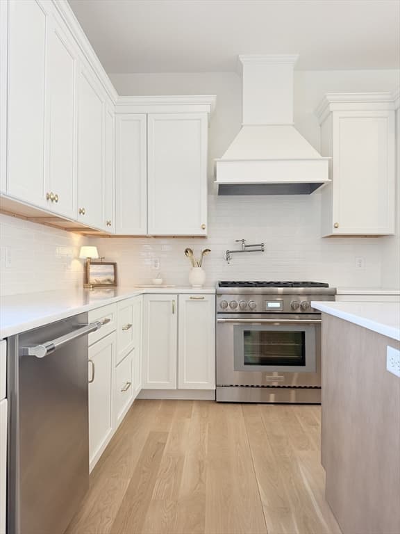 Condominium at 64 Pleasant Street # A, Marblehead MA 01945, Marblehead, photo 5 of 26