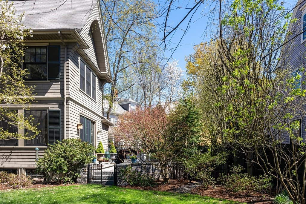 Single Family Residence at 14 Elmwood Avenue, Cambridge MA 02138, Cambridge, photo 34 of 42