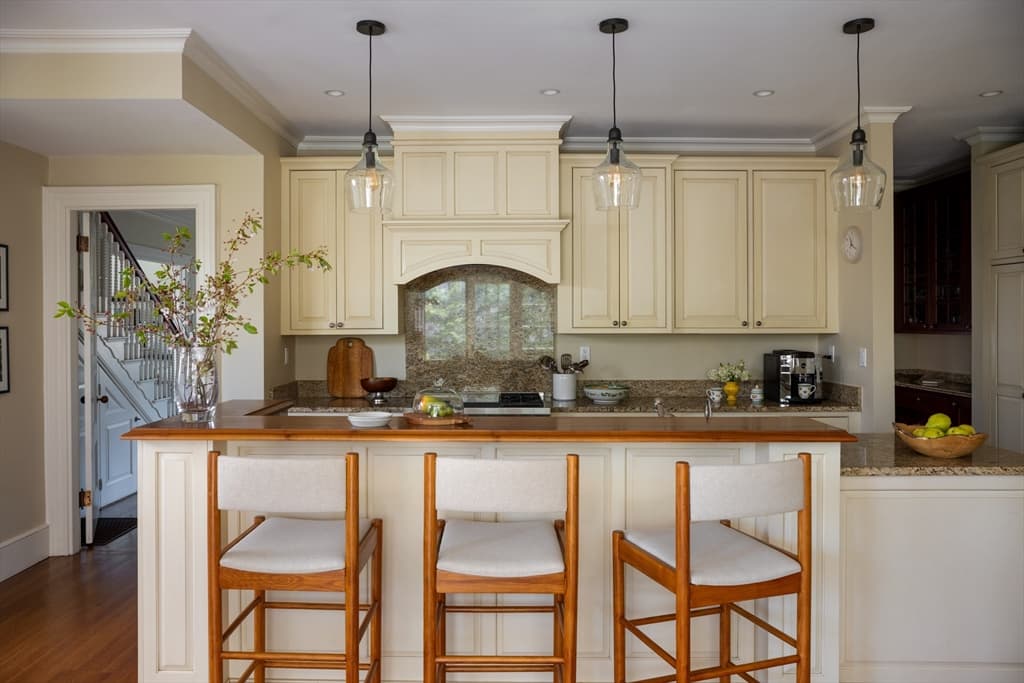 Single Family Residence at 14 Elmwood Avenue, Cambridge MA 02138, Cambridge, photo 10 of 42